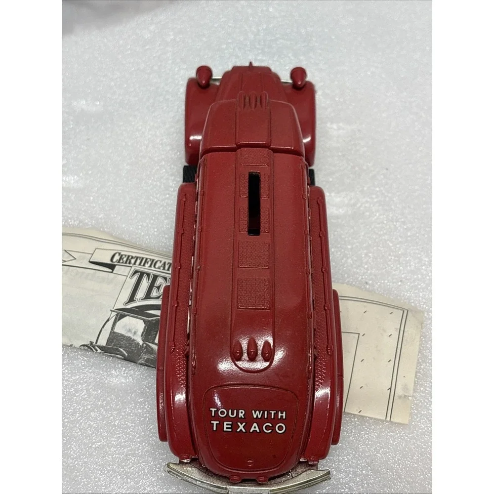 ERTL‎ 1939 DODGE AIRFLOW TEXACO DIE CAST TANKER Locking coin Bank with key.